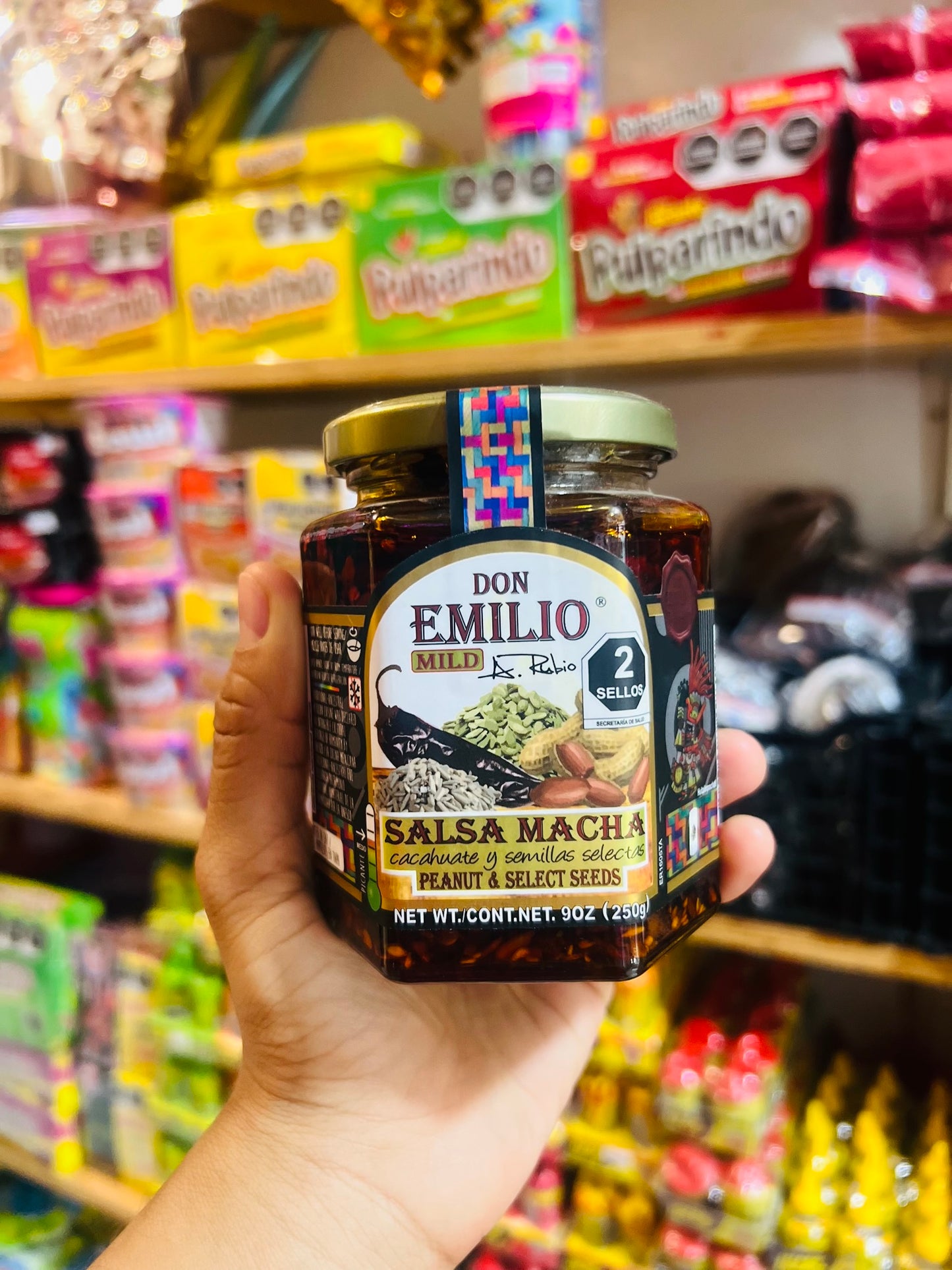 Salsa Macha de semillas y cacahuates